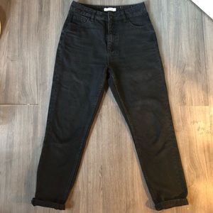 Twik Black Mom jeans